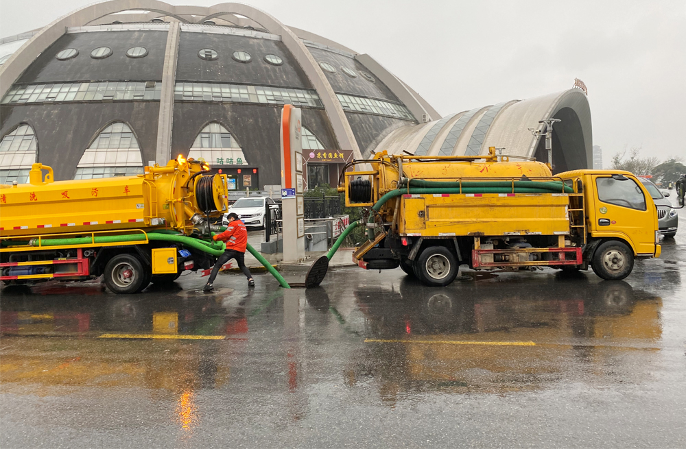 芝嘉花园商场管道清淤