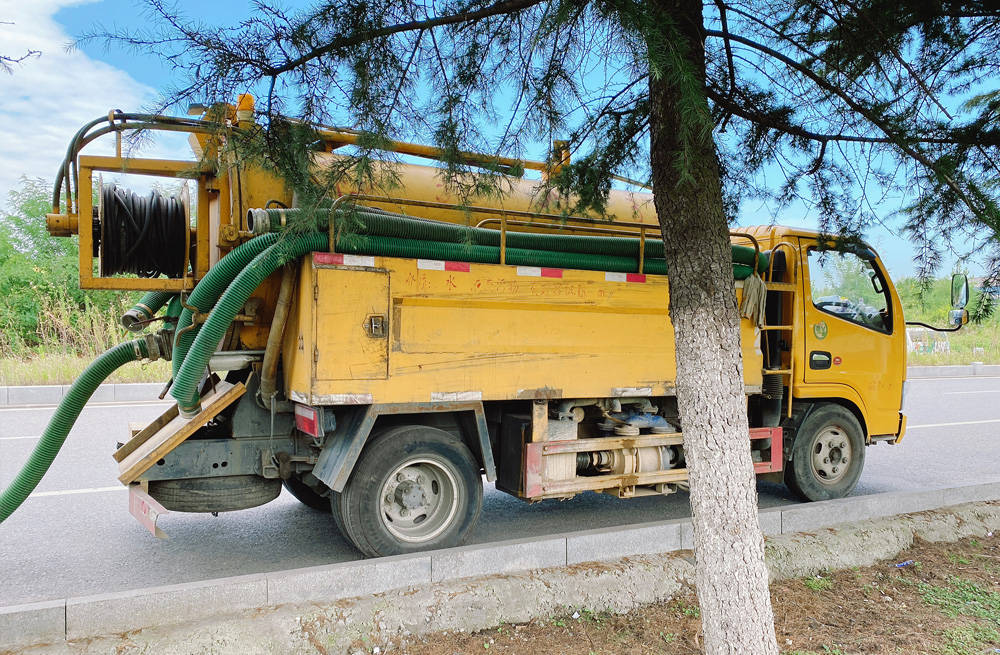 芝嘉花园清洗抽粪车