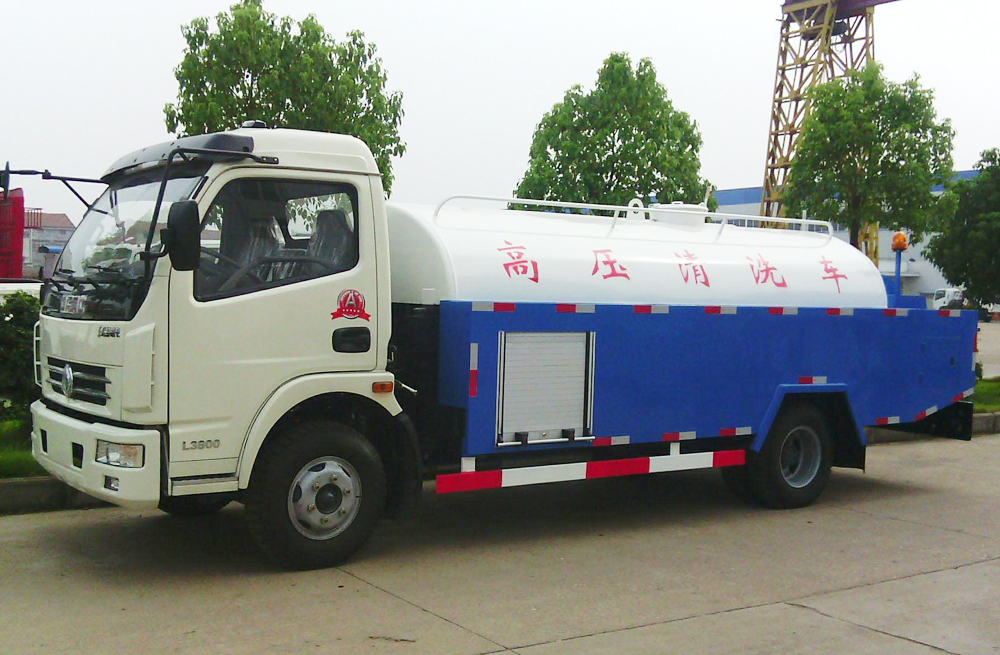 芝嘉花园管道高压清洗车