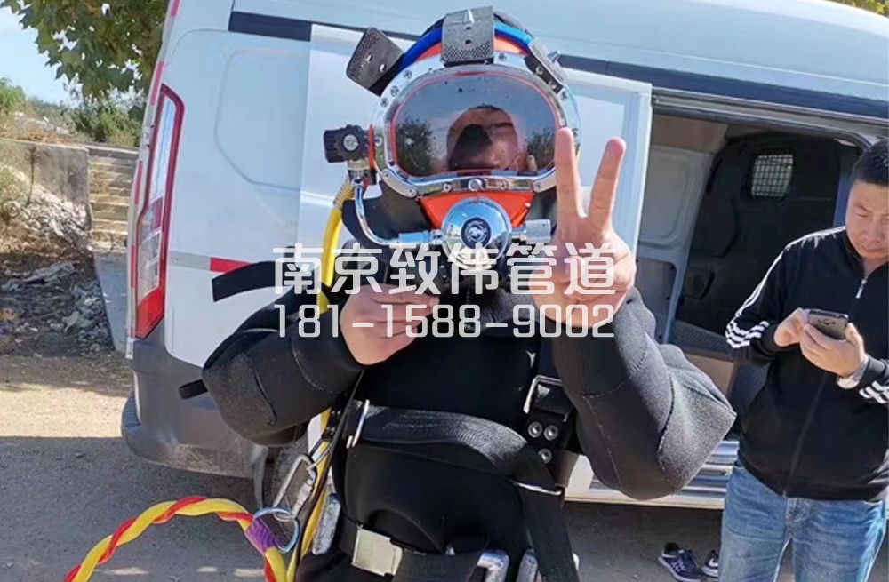 芝嘉花园沉淀池清底