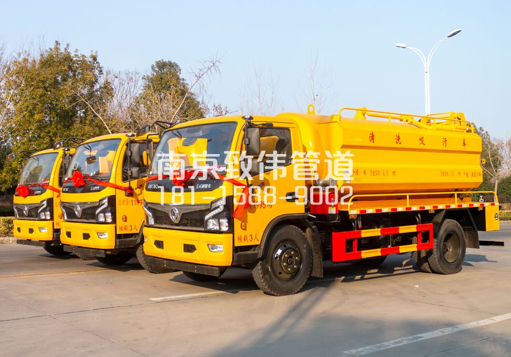 芝嘉花园多利卡吸污车